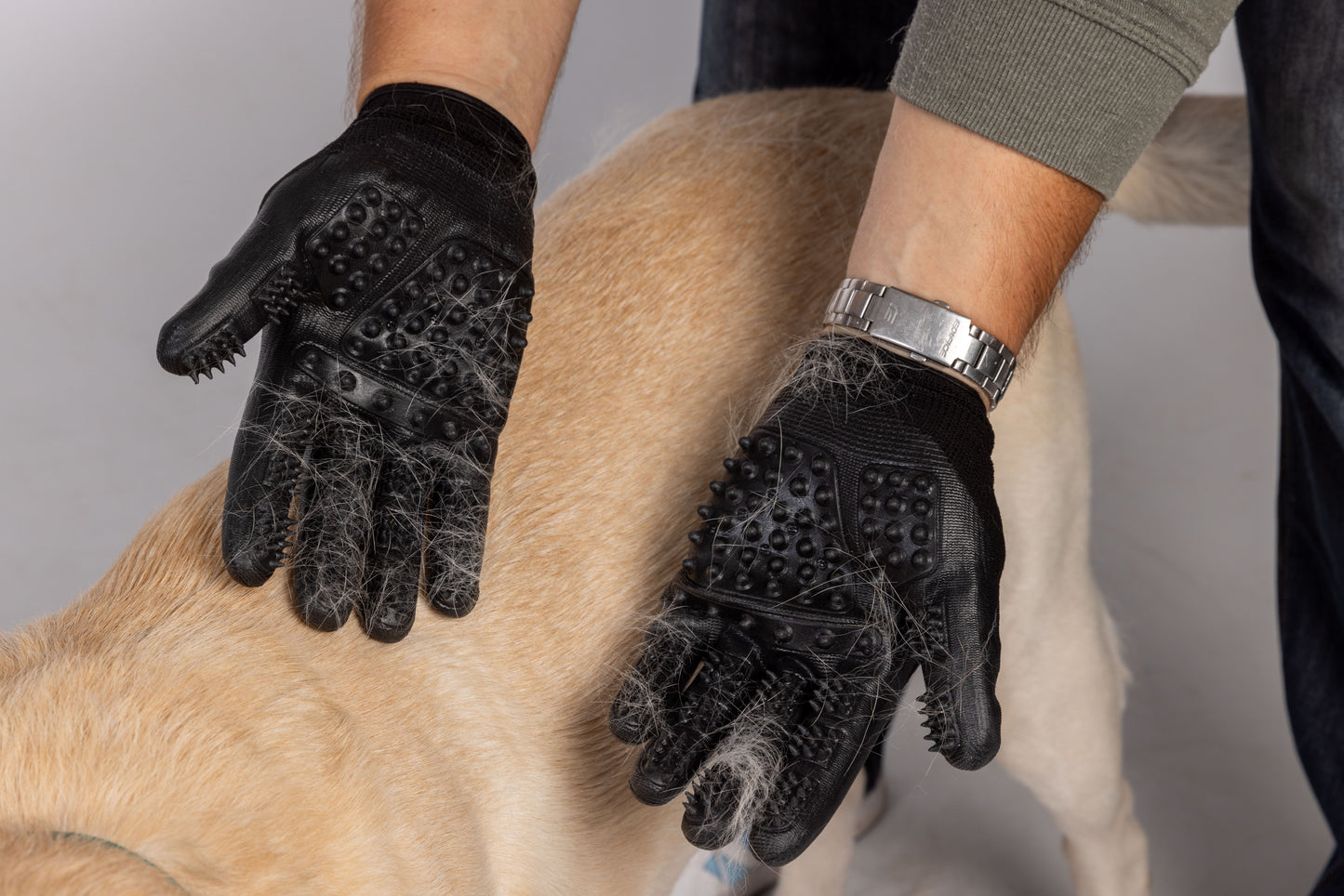 grooming glove